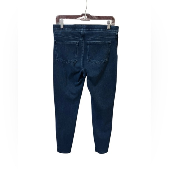 SPANX Jean-ish Leggings - Picture 5 of 8